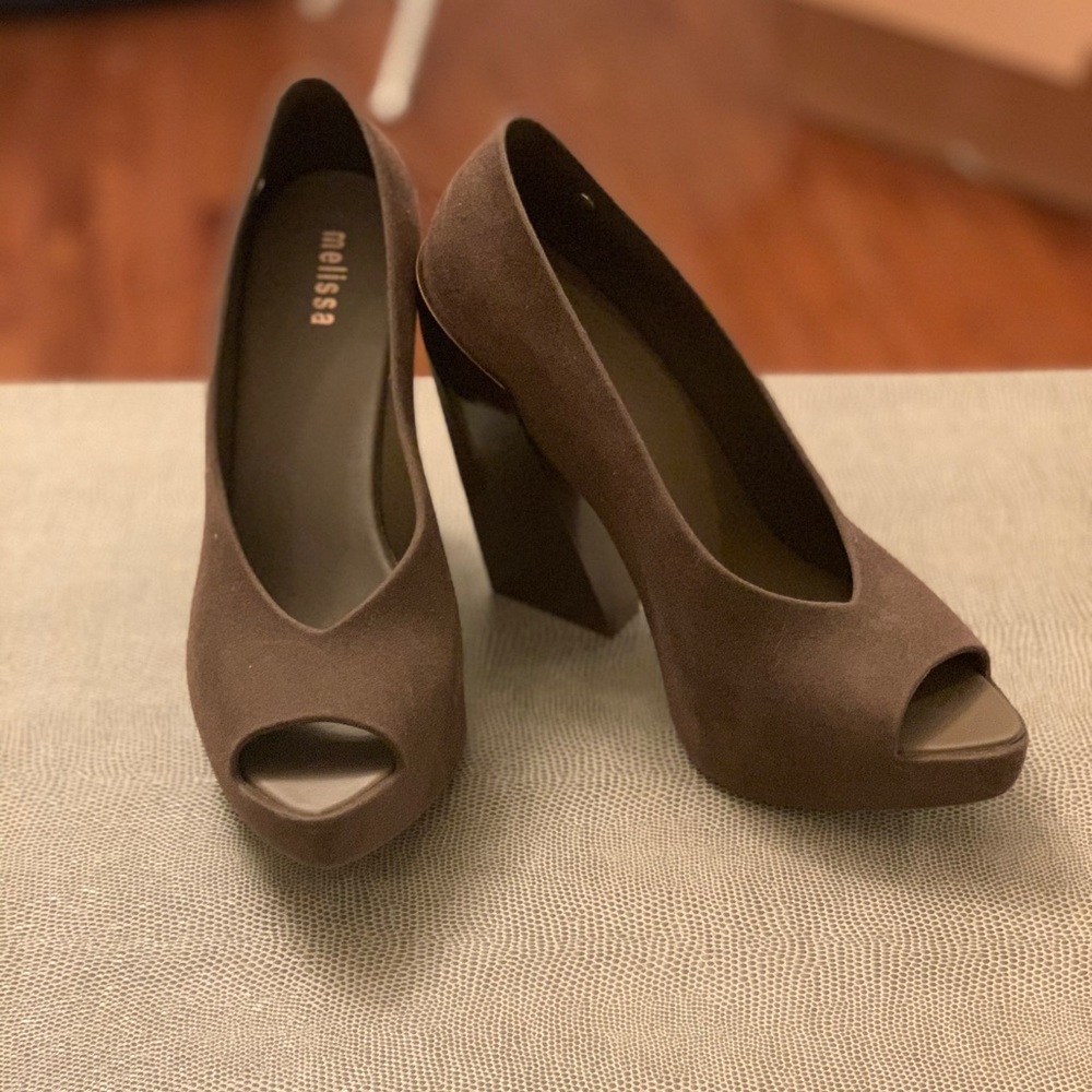 Sexy stylish brown heels